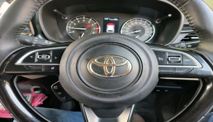 2022 Toyota Glanza V, Petrol, Manual, 55,305 km, interior