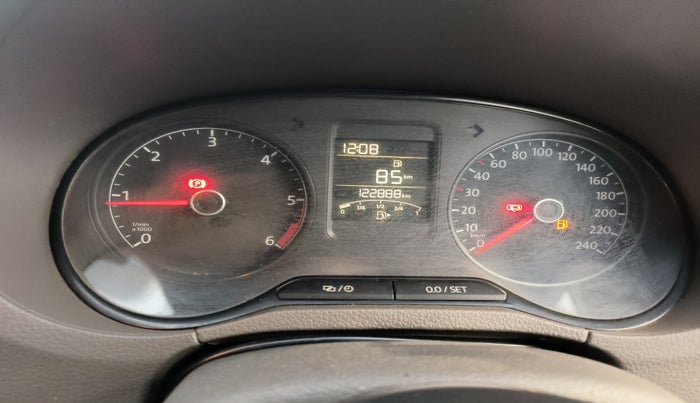 2015 Volkswagen Vento HIGHLINE DIESEL 1.5, Diesel, Manual, 1,22,888 km, interior