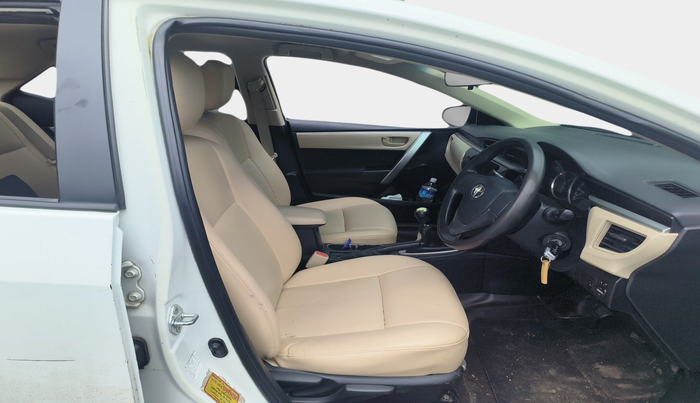 2015 Toyota Corolla Altis G DIESEL, Diesel, Manual, 2,68,911 km, interior