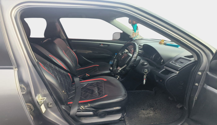 2013 Maruti Swift ZXI, Petrol, Manual, 77,896 km, interior