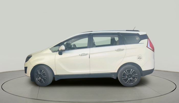 2018 Mahindra MARAZZO M8 7 STR, Diesel, Manual, 1,82,340 km, exterior