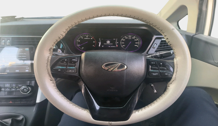 2018 Mahindra MARAZZO M8 7 STR, Diesel, Manual, 1,82,340 km, interior