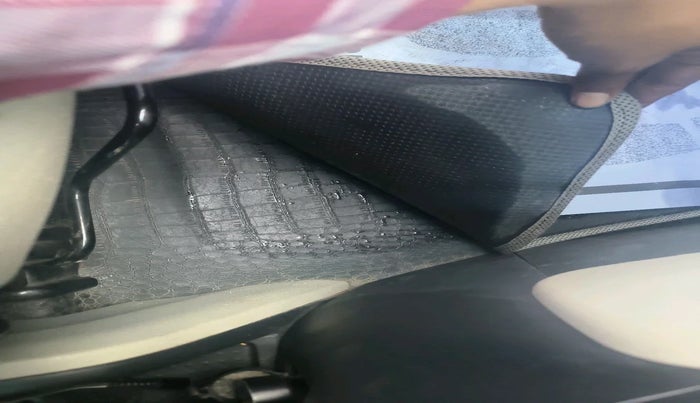 2018 Mahindra MARAZZO M8 7 STR, Diesel, Manual, 1,82,340 km, interior