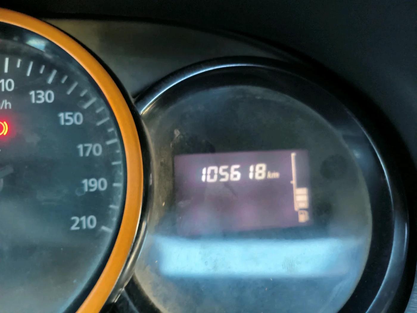 2015 Renault Duster 85 PS RXL DIESEL, Diesel, Manual, 1,05,618 km, interior