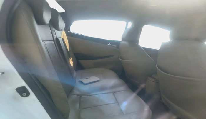 2011 Hyundai Verna FLUIDIC 1.6 VTVT SX, Petrol, Manual, 1,23,999 km, interior