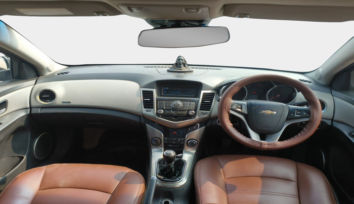 2014 Chevrolet Cruze LTZ, Diesel, Manual, 1,34,466 km, interior