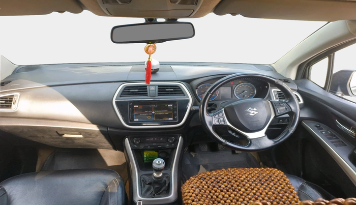 2015 Maruti S Cross ALPHA 1.6, Diesel, Manual, 1,25,832 km, interior