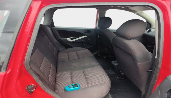 2010 Ford Figo TITANIUM 1.4 DIESEL, Diesel, Manual, 1,70,315 km, interior