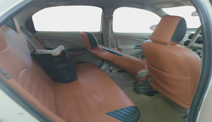 2016 Toyota Etios GD, Diesel, Manual, 2,08,263 km, interior