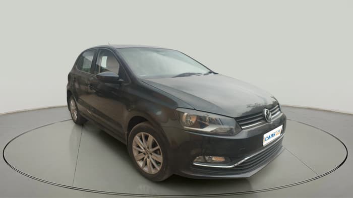 2016 Volkswagen Polo HIGHLINE1.2L, Petrol, Manual, 1,39,500 km, exterior