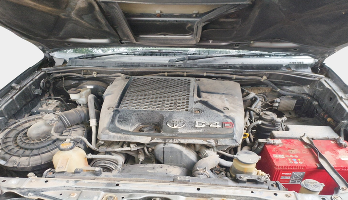 2012 Toyota Fortuner 3.0 4X2 AT, Diesel, Automatic, 1,32,688 km, exterior