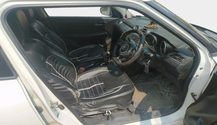 2018 Maruti Swift VXI, Petrol, Manual, 1,63,565 km, interior