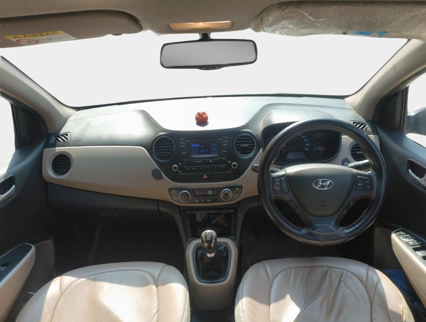 2014 Hyundai Xcent SX 1.1 CRDI (O), Diesel, Manual, 1,13,533 km, interior