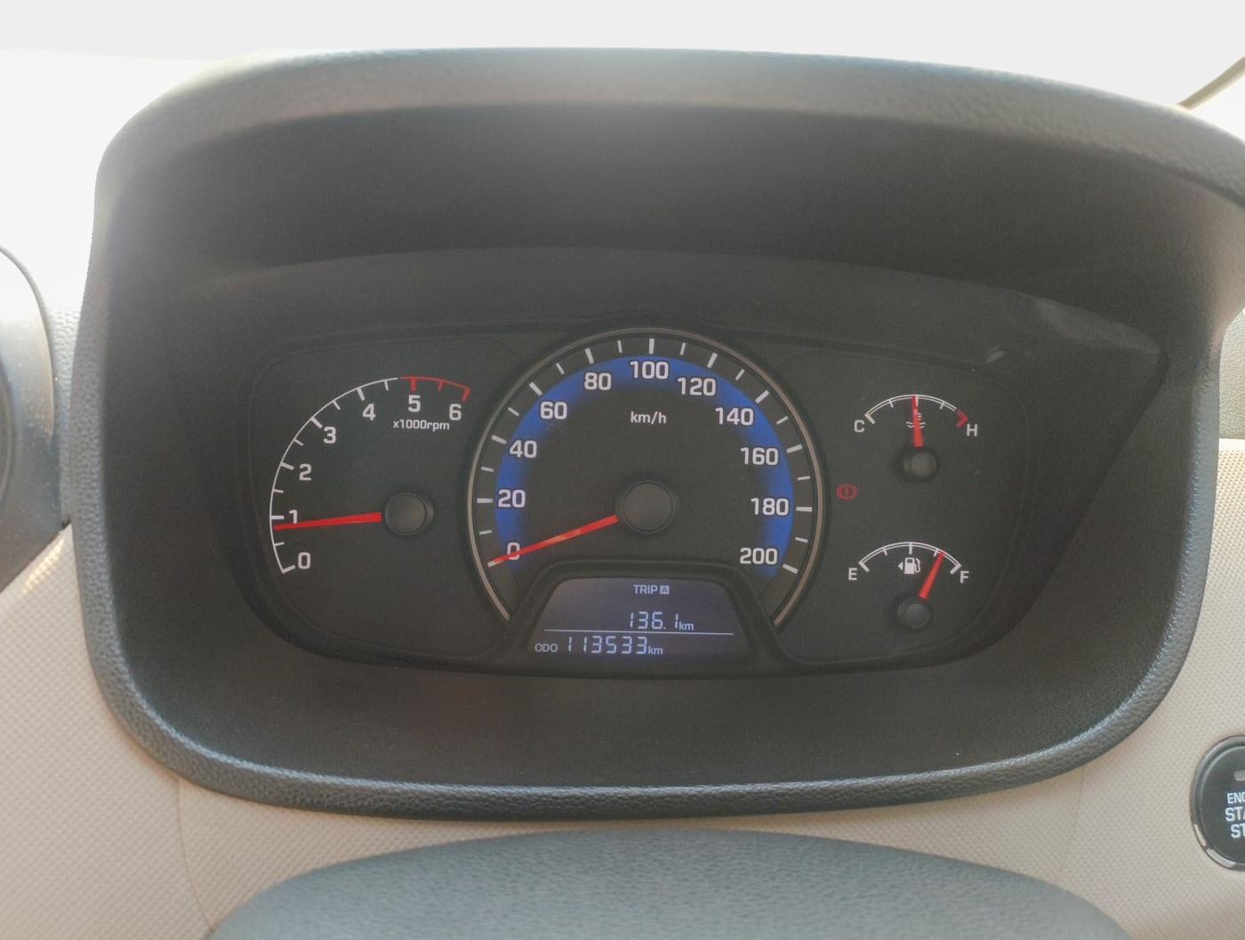 2014 Hyundai Xcent SX 1.1 CRDI (O), Diesel, Manual, 1,13,533 km, interior