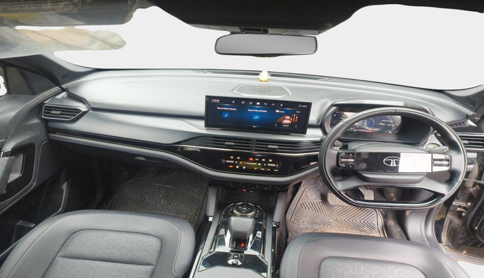 2024 Tata Safari ACCOMPLISHED PLUS 6 STR DARK EDITION AT, Diesel, Automatic, 15,059 km, interior