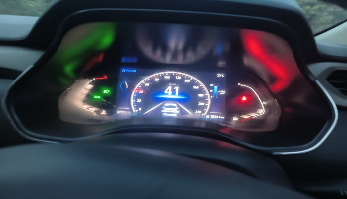 2021 Renault Kiger RXZ MT, Petrol, Manual, 37,325 km, interior