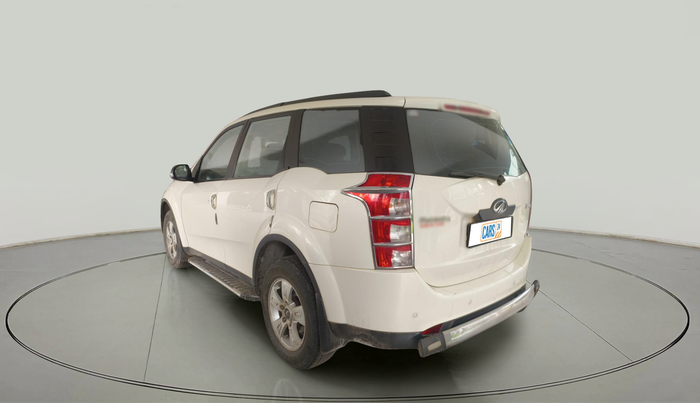 2015 Mahindra XUV500 W8, Diesel, Manual, 1,28,016 km, exterior