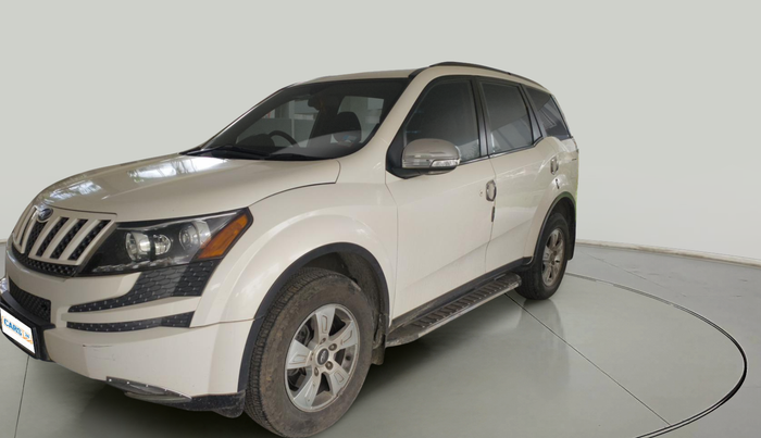 2015 Mahindra XUV500 W8, Diesel, Manual, 1,28,016 km, exterior