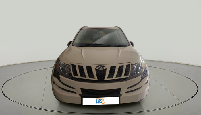 2015 Mahindra XUV500 W8, Diesel, Manual, 1,28,016 km, exterior