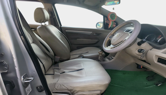 2014 Maruti Ertiga ZDI, Diesel, Manual, 2,23,146 km, interior