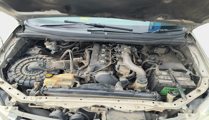 2015 Toyota Innova 2.5 VX 7 STR, Diesel, Manual, 2,38,256 km, exterior