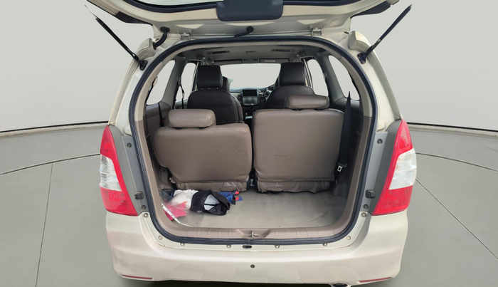 2015 Toyota Innova 2.5 VX 7 STR, Diesel, Manual, 2,38,256 km, exterior