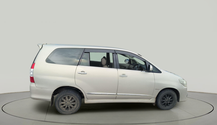 2015 Toyota Innova 2.5 VX 7 STR, Diesel, Manual, 2,38,256 km, exterior