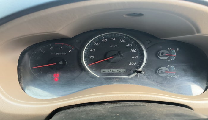 2015 Toyota Innova 2.5 VX 7 STR, Diesel, Manual, 2,38,256 km, interior