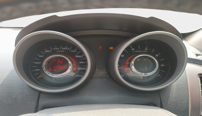 2013 Mahindra XUV500 W8, Diesel, Manual, 1,38,865 km, interior