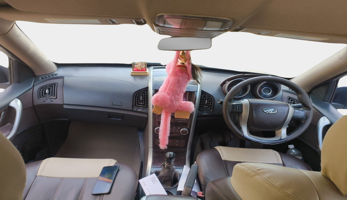 2013 Mahindra XUV500 W8, Diesel, Manual, 1,38,865 km, interior