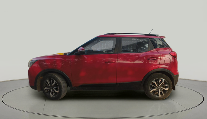 2021 Mahindra XUV300 W8 (O) 1.5 DIESEL, Diesel, Manual, 1,08,562 km, exterior