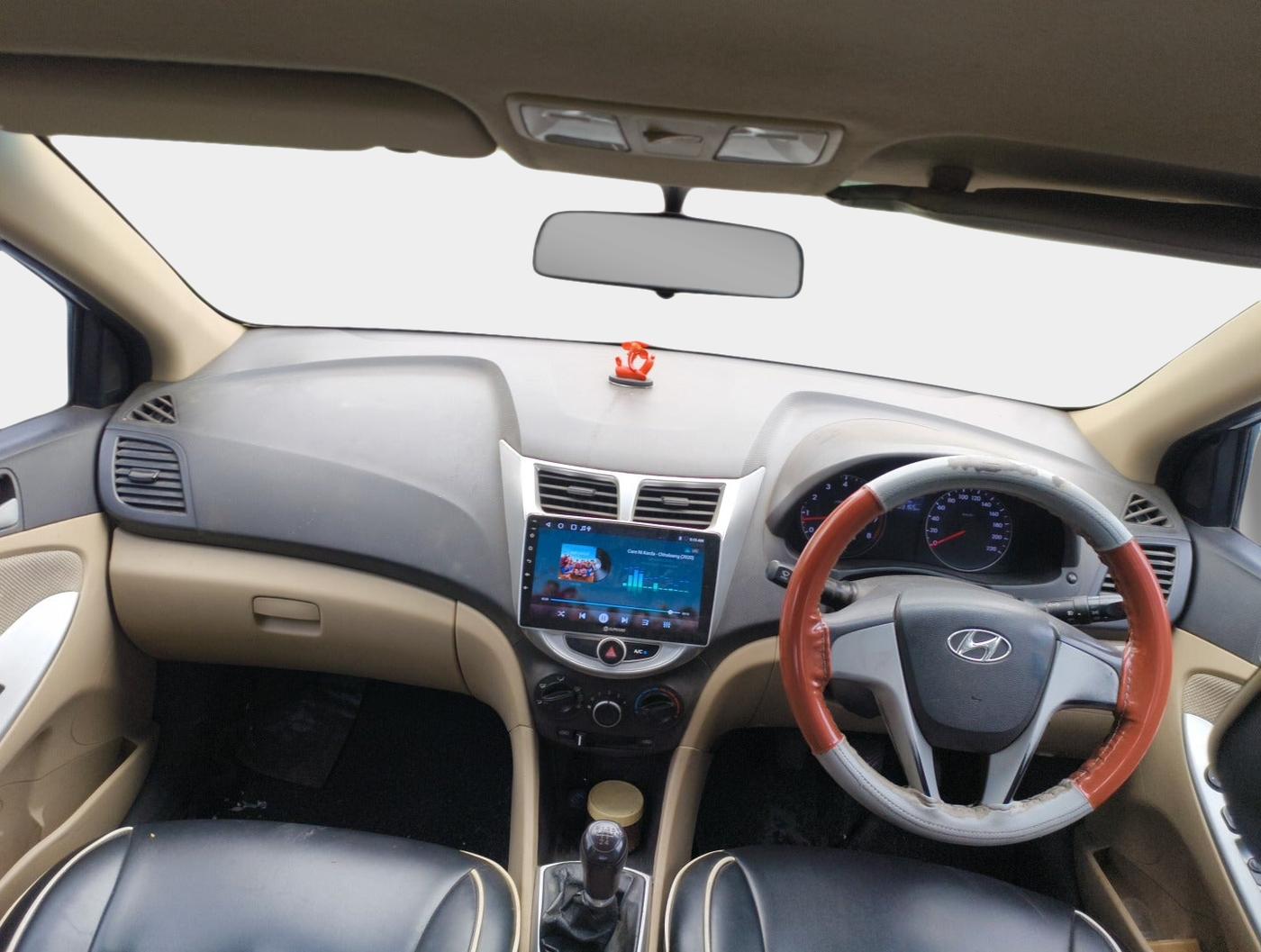 2013 Hyundai Verna FLUIDIC 1.4 VTVT, Petrol, Manual, 99,166 km, interior