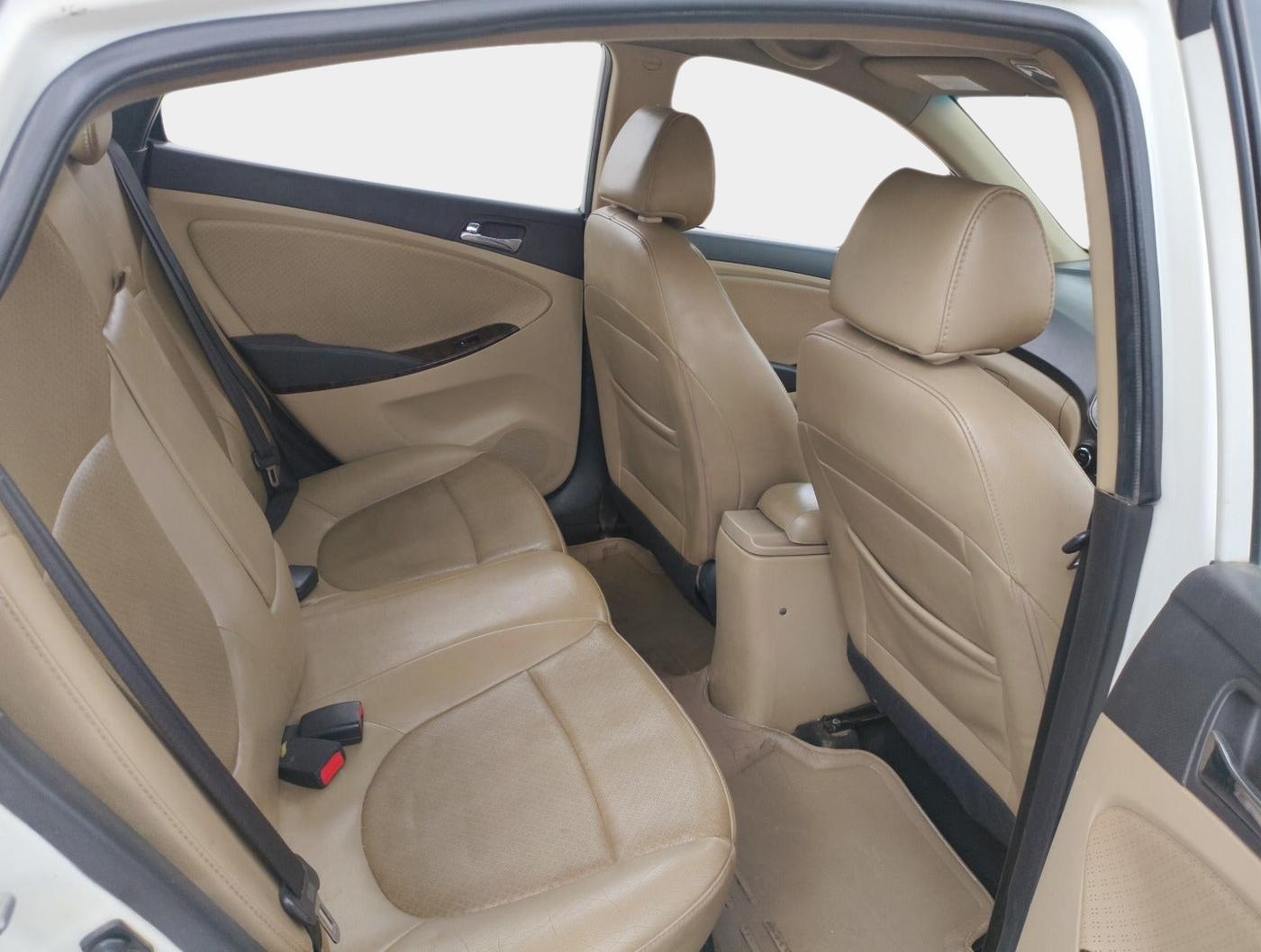 2014 Hyundai Verna FLUIDIC 1.6 VTVT SX OPT, Petrol, Manual, 86,116 km, interior