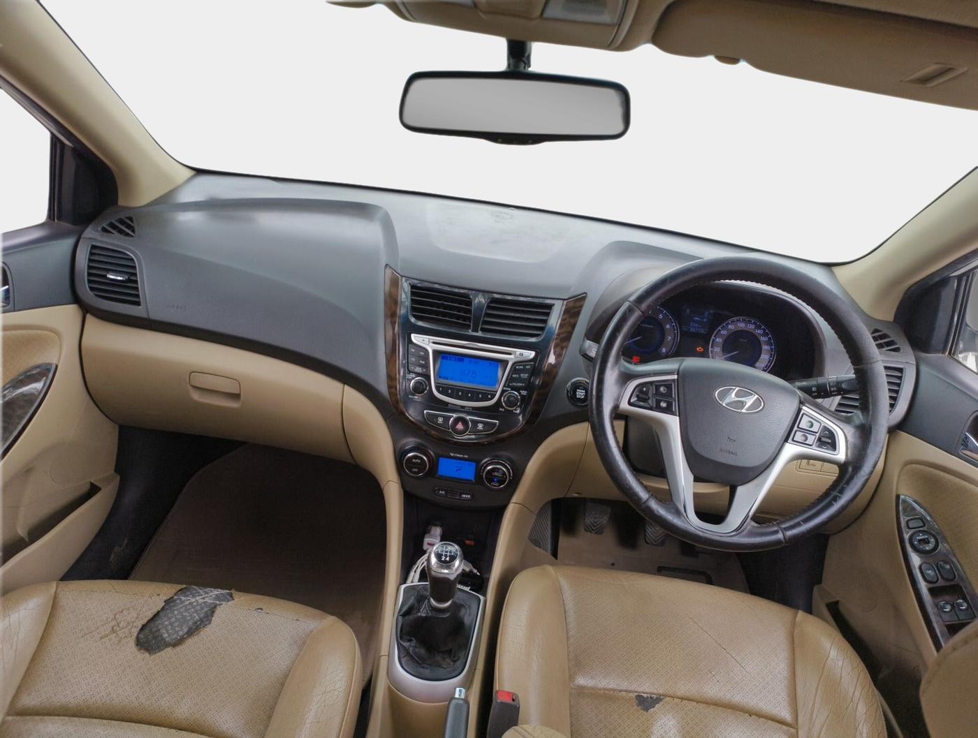 2014 Hyundai Verna FLUIDIC 1.6 VTVT SX OPT, Petrol, Manual, 86,116 km, interior