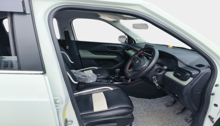 2025 Tata PUNCH Adventure Plus iCNG, Petrol, Manual, 11,000 km, interior