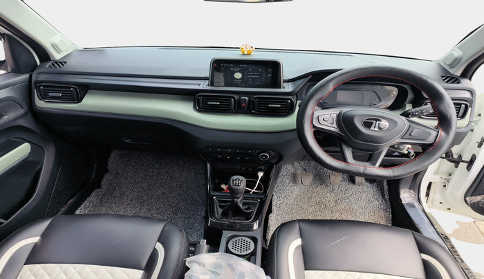 2025 Tata PUNCH Adventure Plus iCNG, Petrol, Manual, 11,000 km, interior