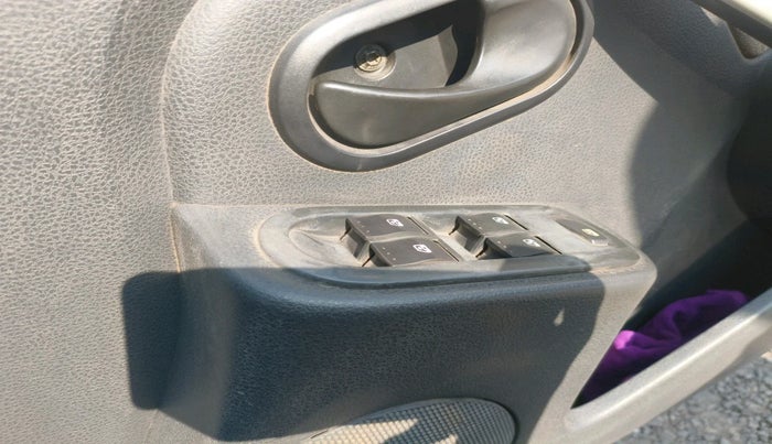 2014 Renault Duster 85 PS RXL DIESEL, Diesel, Manual, 1,00,851 km, interior