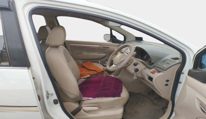 2015 Maruti Ertiga VXI CNG, Petrol, Manual, 1,22,859 km, interior
