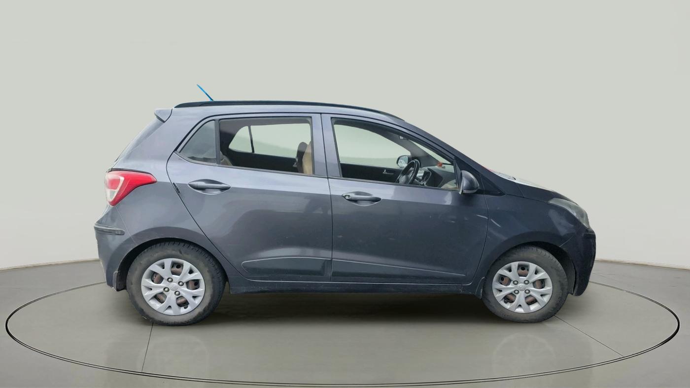 2016 Hyundai Grand i10 SPORTZ 1.2 KAPPA VTVT, CNG, Manual, 1,28,528 km, exterior