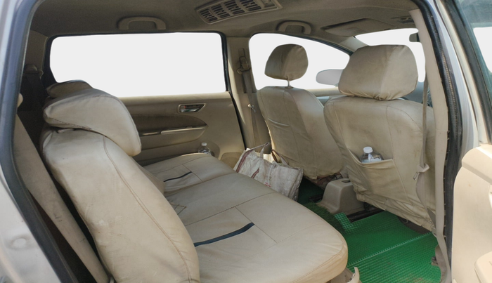 2014 Maruti Ertiga ZDI, Diesel, Manual, 2,14,840 km, interior