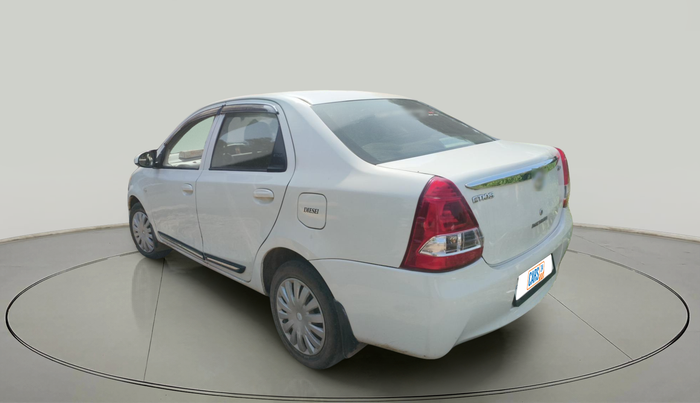 2015 Toyota Etios GD, Diesel, Manual, 3,20,970 km, exterior