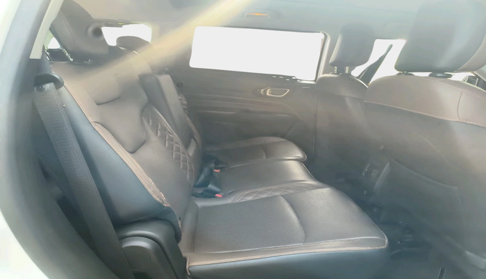 2024 Jeep MERIDIAN LIMITED (O) 4X2 AT, Diesel, Automatic, 32,638 km, interior