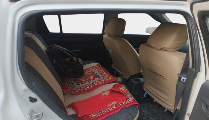 2011 Maruti Swift LDI, Diesel, Manual, 1,95,536 km, interior