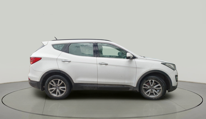 2014 Hyundai Santa Fe 4 WD AT, Diesel, Automatic, 2,21,803 km, exterior