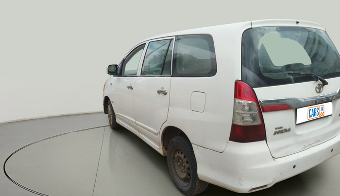 2014 Toyota Innova 2.5 G 7 STR, Diesel, Manual, 1,95,365 km, exterior