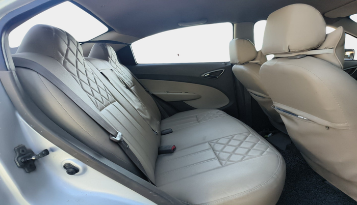 2013 Chevrolet Sail 1.3 LT ABS, Diesel, Manual, 1,74,577 km, interior