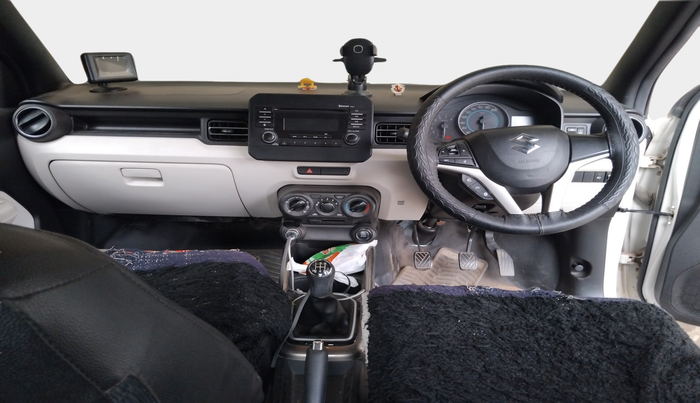 2017 Maruti IGNIS DELTA 1.2, Petrol, Manual, 32,442 km, interior
