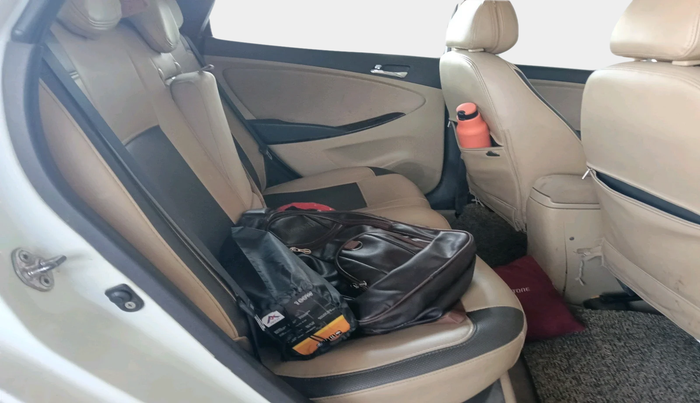 2012 Hyundai Verna FLUIDIC 1.6 CRDI SX, Diesel, Manual, 1,54,176 km, interior