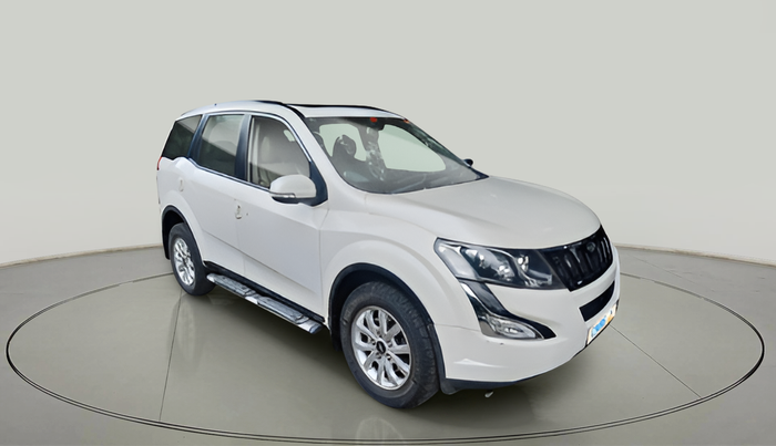 2017 Mahindra XUV500 W6, Diesel, Manual, 1,08,199 km, exterior