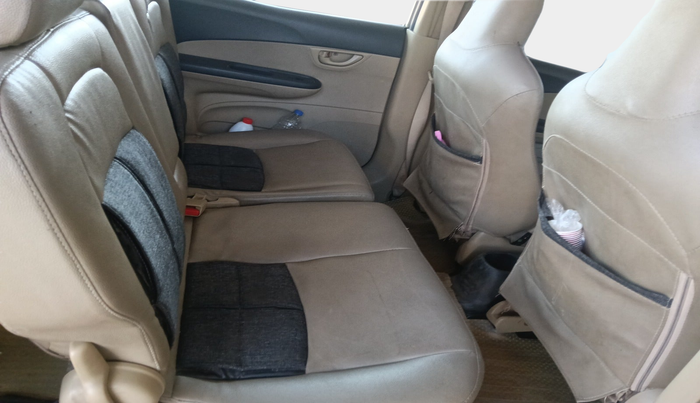 2014 Honda Mobilio 1.5L I-DTEC V, Diesel, Manual, 98,200 km, interior